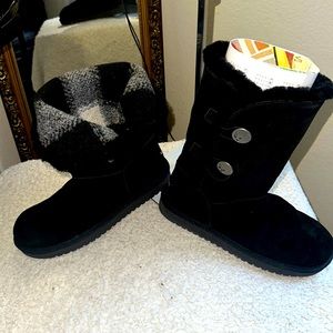 Winter boots UGGS